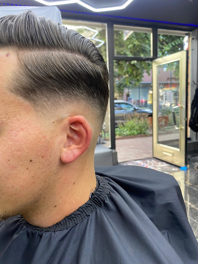 Strakke fade, vers geknipt
